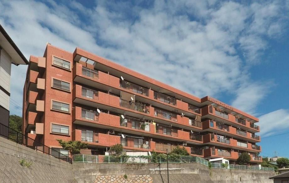 3LDK apartment in Shimonoseki, Yamaguchi - Photo 1
