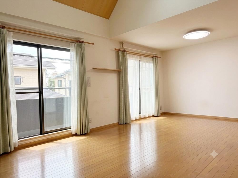 2LDK+2S house in Komono, Mie District, Mie - Photo 1