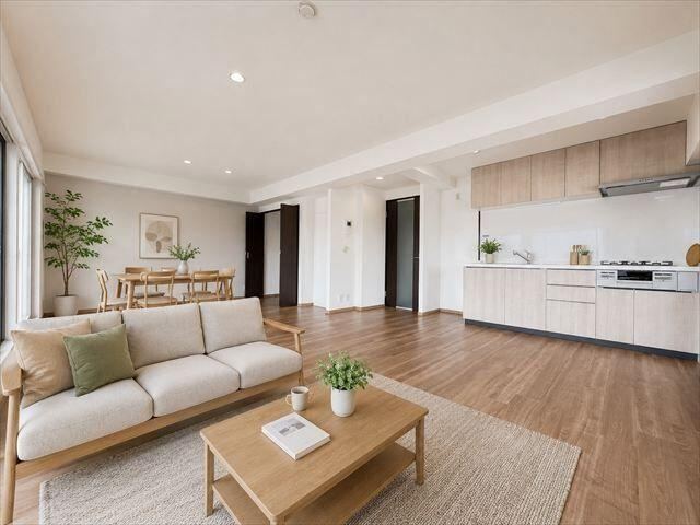 3LDK apartment in Minato Ward, Nagoya, Aichi - Photo 1