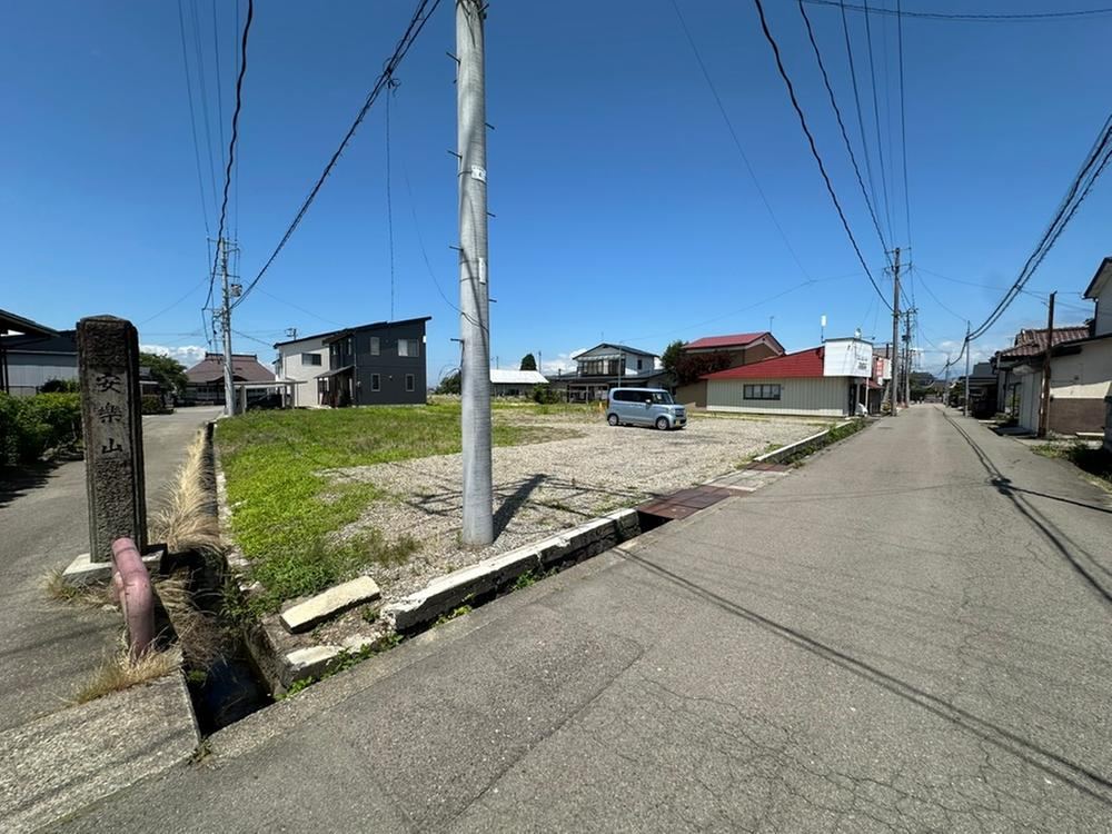 761 m² land in Aizuwakamatsu, Fukushima - Photo 1