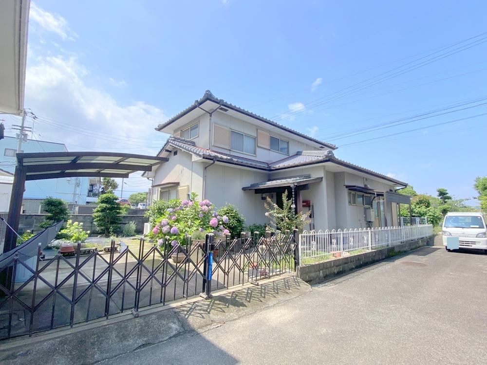 7DK house in Niihama, Ehime - Photo 1