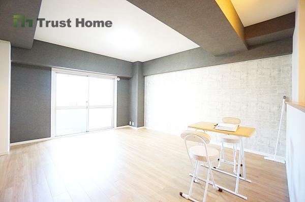 2LDK apartment in Yodogawa Ward, Osaka - Photo 1
