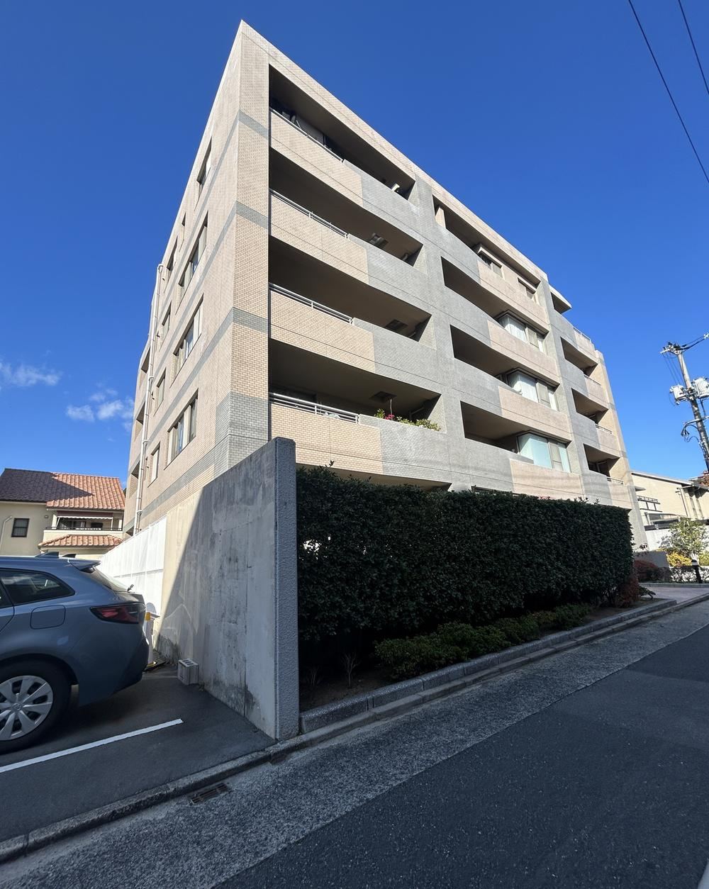 3LDK apartment in Higashi Ward, Hiroshima - Photo 1