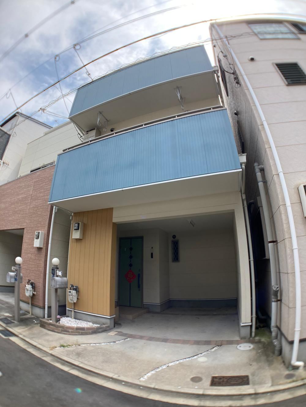 4LDK house in Nishinari Ward, Osaka - Photo 1