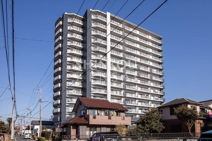 3LDK apartment in Kumagaya, Saitama - Photo 1