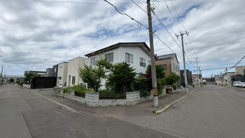 197 m² land in Kita Ward, Sapporo, Hokkaido - Photo 1