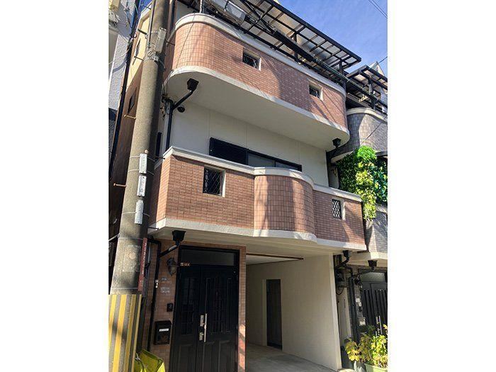 3LDK house in Hirakata, Osaka - Photo 1
