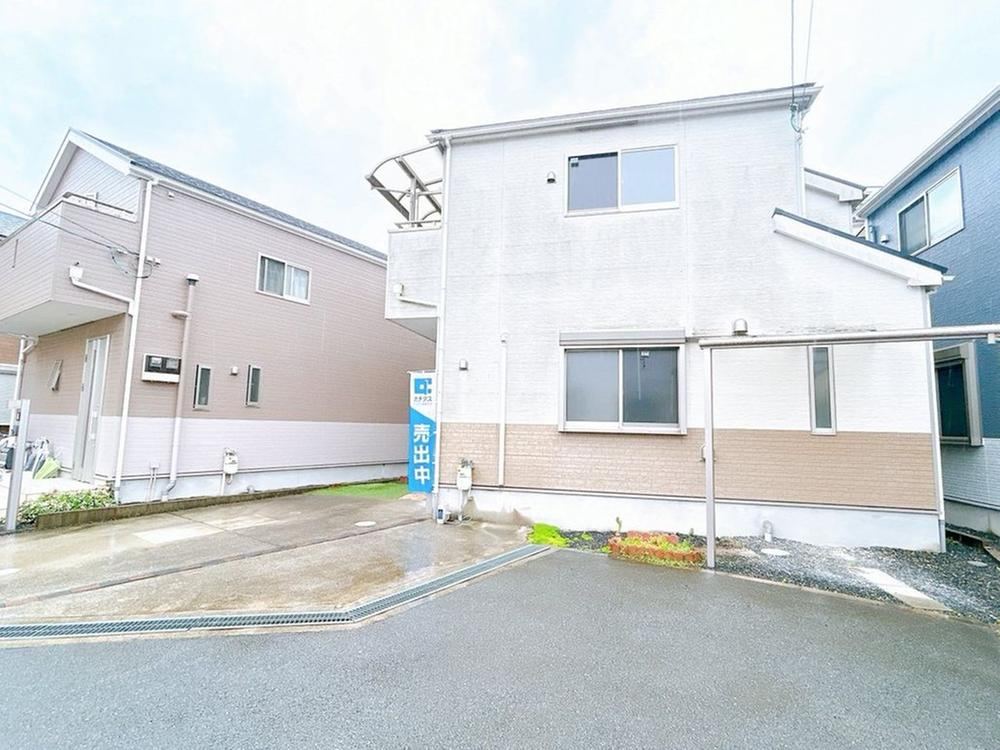 3LDK house in Hirakata, Osaka - Photo 1