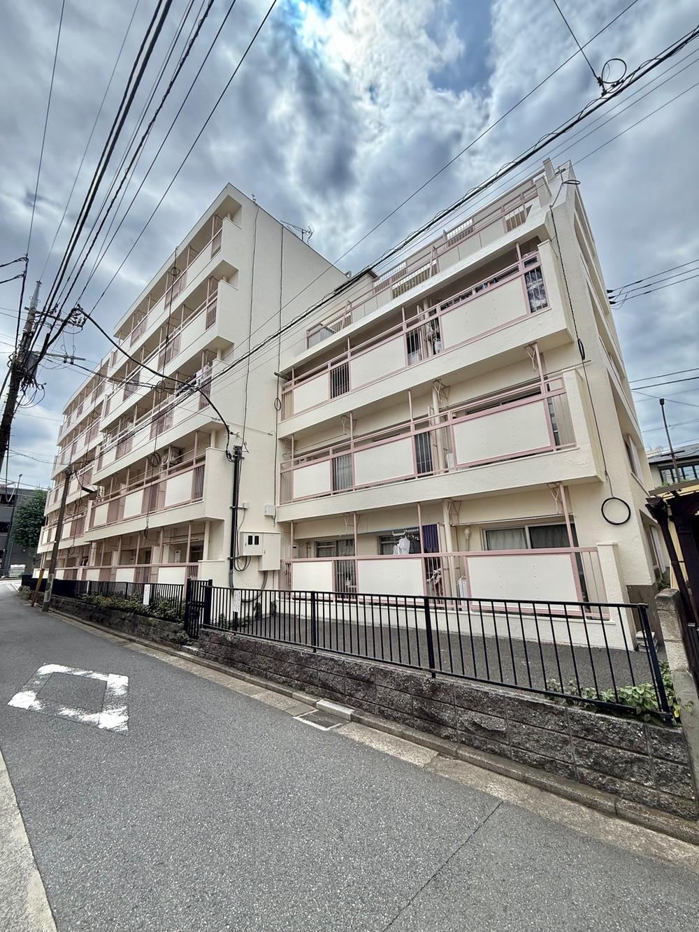 1DK apartment in Musashino, Tokyo - Photo 1