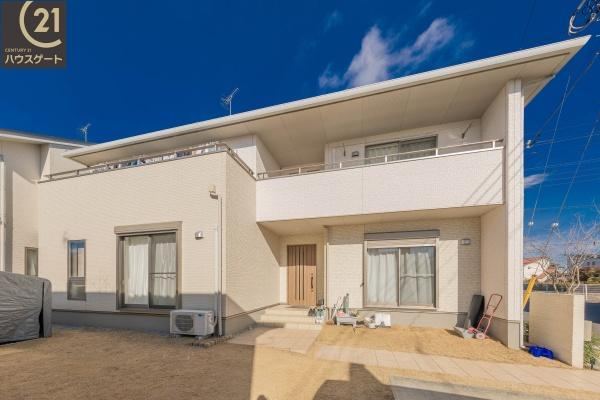 4LDK house in Utsunomiya, Tochigi - Photo 1