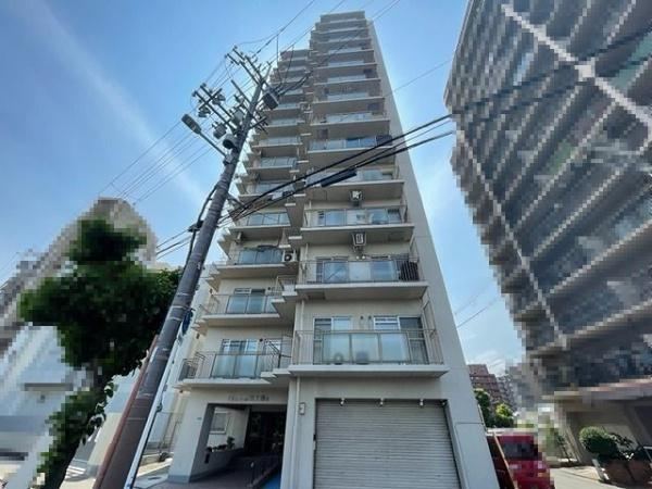 2DK apartment in Yodogawa Ward, Osaka - Photo 1