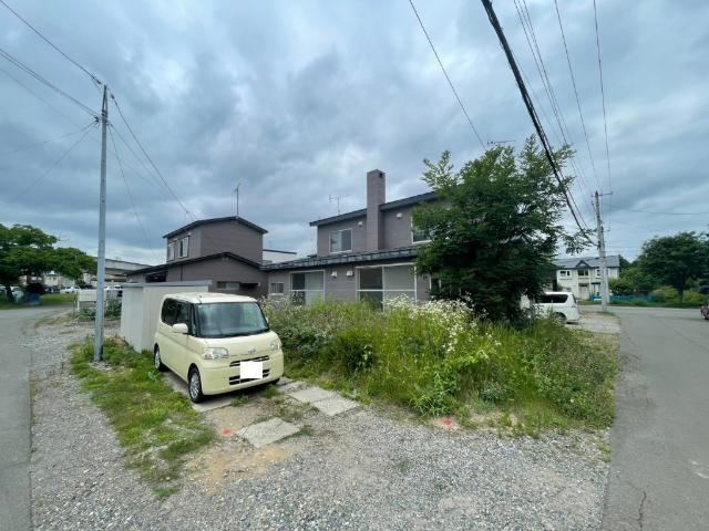 195 m² land in Obihiro, Hokkaido - Photo 1