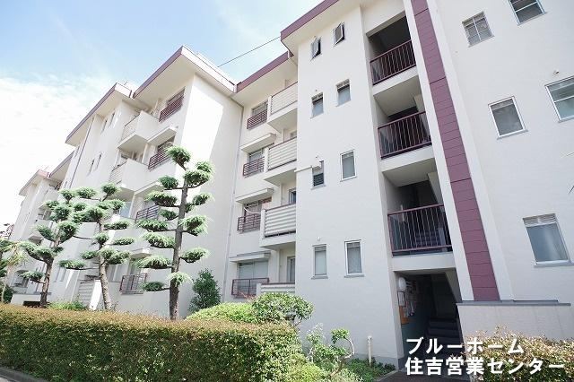 3LDK apartment in Kita Ward, Sakai, Osaka - Photo 1