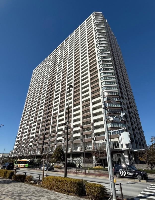 3LDK apartment in Koto Ward, Tokyo - Photo 1