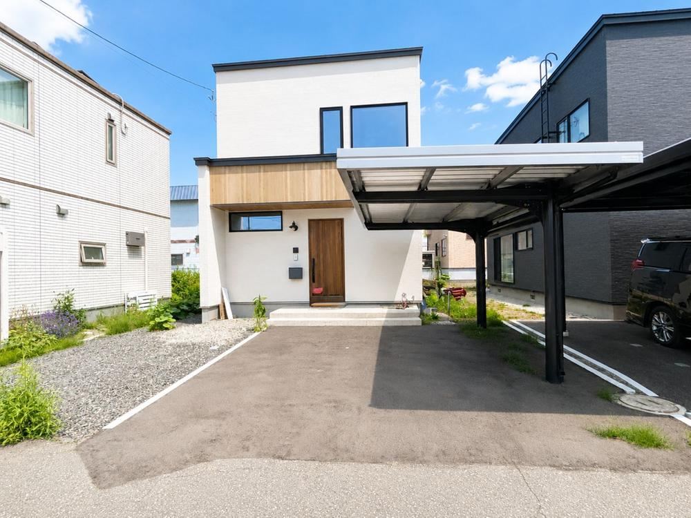 3LDK house in Kita Ward, Sapporo, Hokkaido - Photo 1