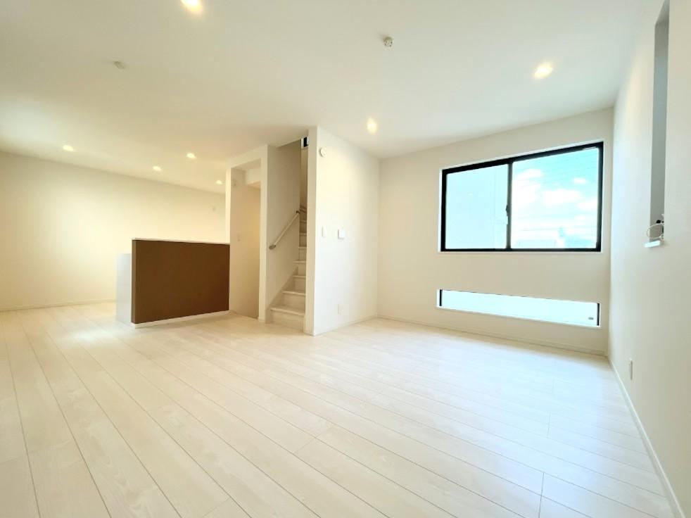 2LDK+S house in Warabi, Saitama - Photo 1