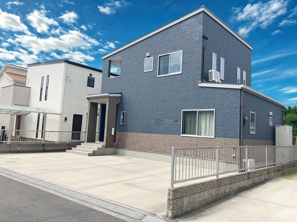 4LDK+S house in Utazu, Ayauta District, Kagawa - Photo 1