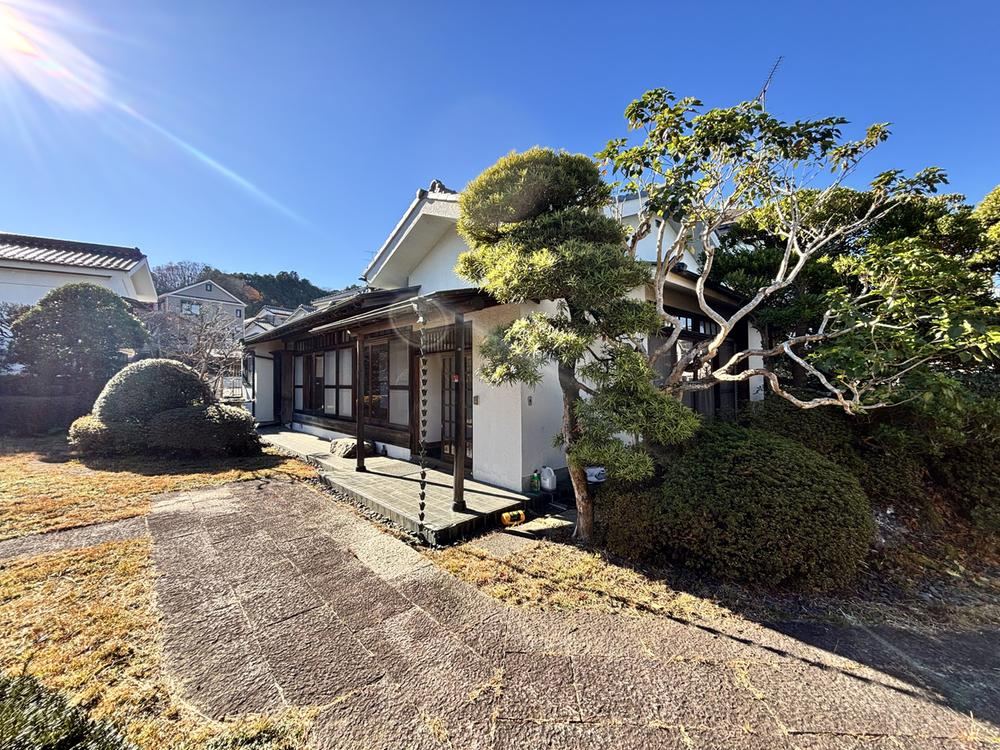 3DK house in Ome, Tokyo - Photo 1