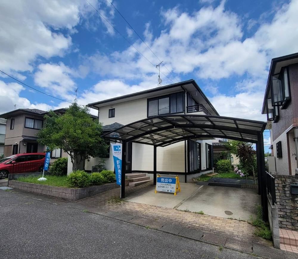 4LDK house in Higashihiroshima, Hiroshima - Photo 1