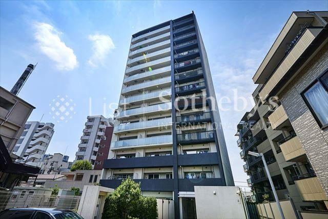 2LDK apartment in Toshima Ward, Tokyo - Photo 1