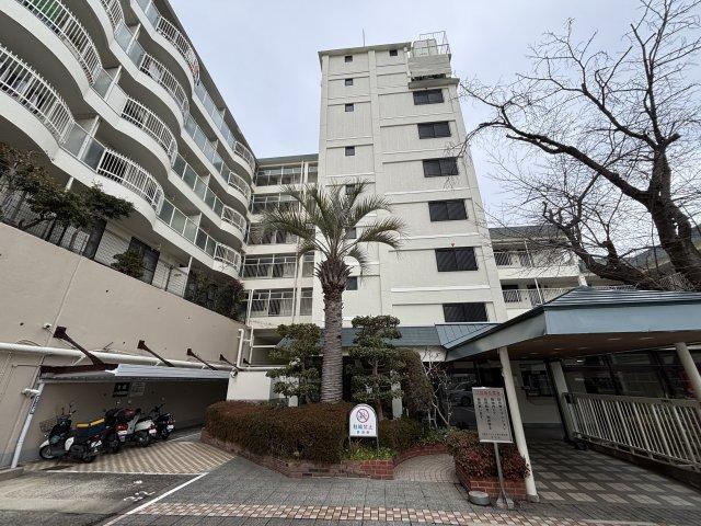 1LDK apartment in Nishinomiya, Hyogo - Photo 1