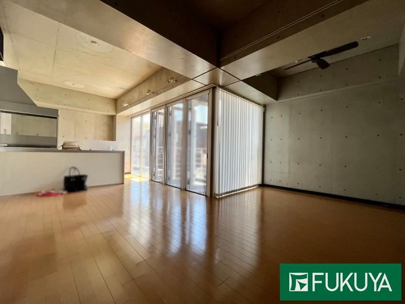 3LDK+S apartment in Nishi Ward, Sakai, Osaka - Photo 1
