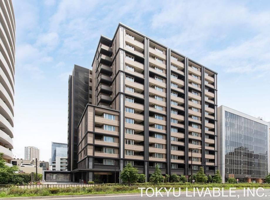 2LDK apartment in Meguro Ward, Tokyo - Photo 1