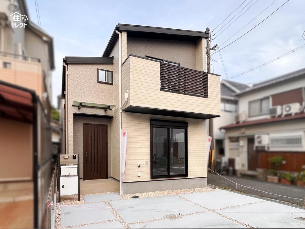 3LDK+S house in Hirakata, Osaka - Photo 1