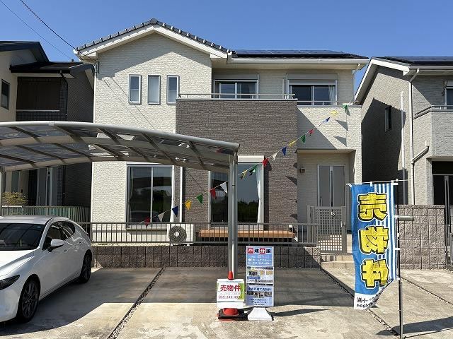 4LDK house in Yokkaichi, Mie - Photo 1