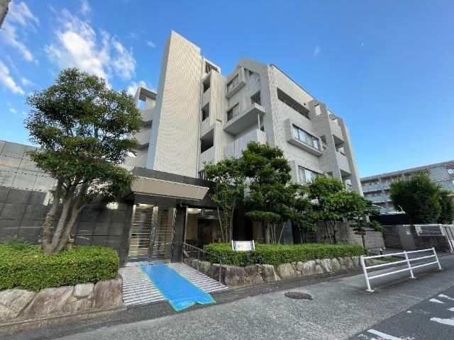 3LDK apartment in Sawara Ward, Fukuoka - Photo 1