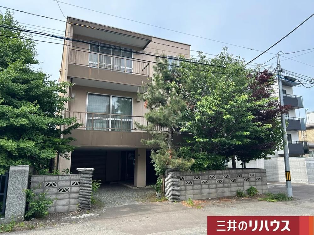 7LDK house in Chuo Ward, Sapporo, Hokkaido - Photo 1