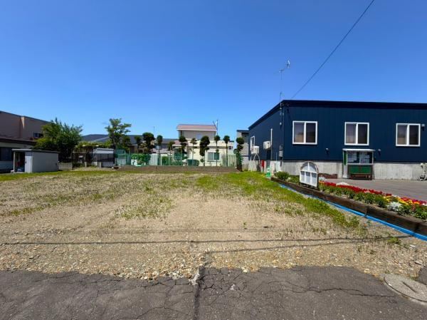160 m² land in Chitose, Hokkaido - Photo 1