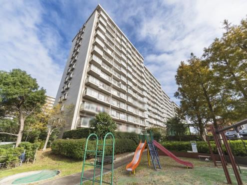 3LDK apartment in Inage Ward, Chiba - Photo 1