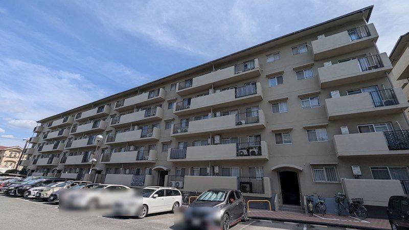 3LDK apartment in Suita, Osaka - Photo 1