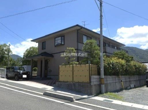 5LDK house in Shimonoseki, Yamaguchi - Photo 1
