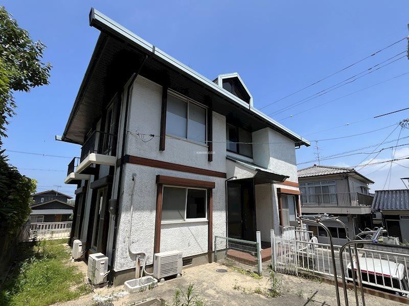 4LDK house in Shimonoseki, Yamaguchi - Photo 1