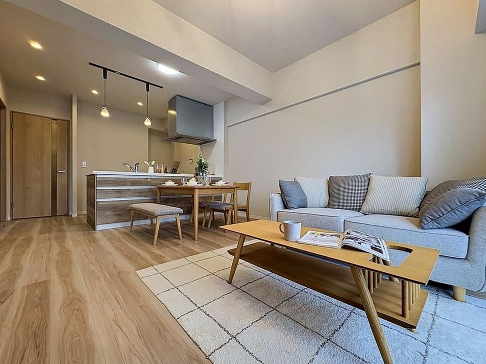 2LDK+S apartment in Matsudo, Chiba - Photo 1
