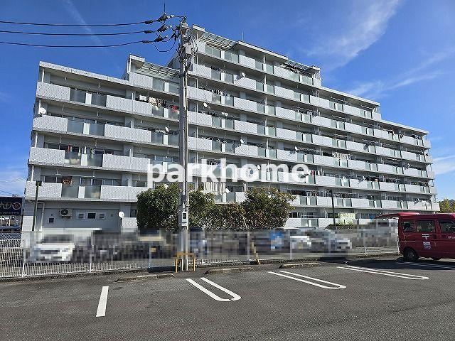 4LDK apartment in Kochi, Kochi - Photo 1
