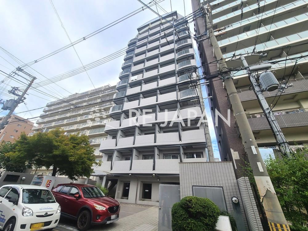 studio apartment in Higashiosaka, Osaka - Photo 1