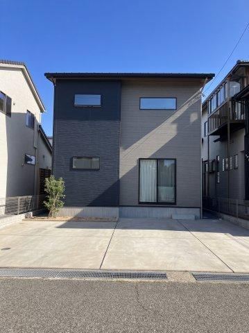 4LDK house in Kanazawa, Ishikawa - Photo 1