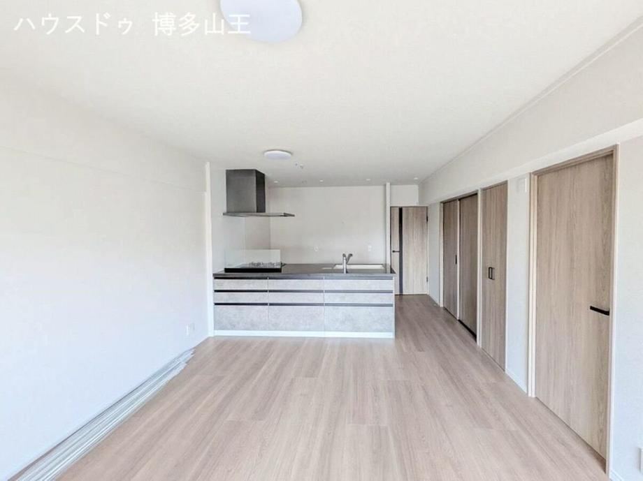 3LDK apartment in Hakata Ward, Fukuoka - Photo 1