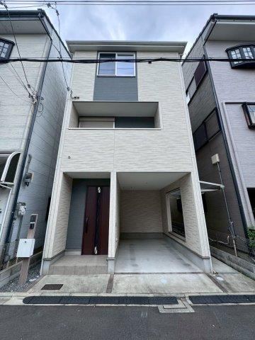 4LDK house in Moriguchi, Osaka - Photo 1