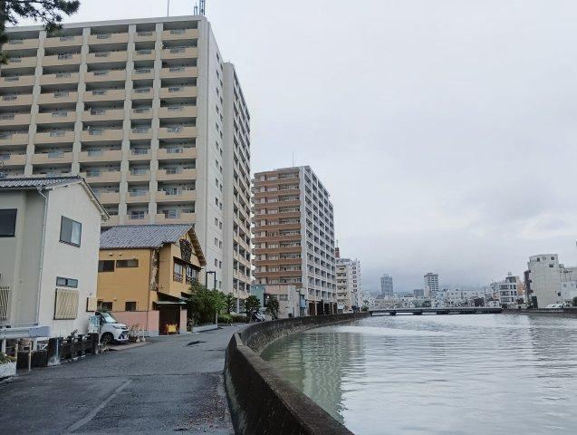 4LDK apartment in Shimizu Ward, Shizuoka - Photo 1
