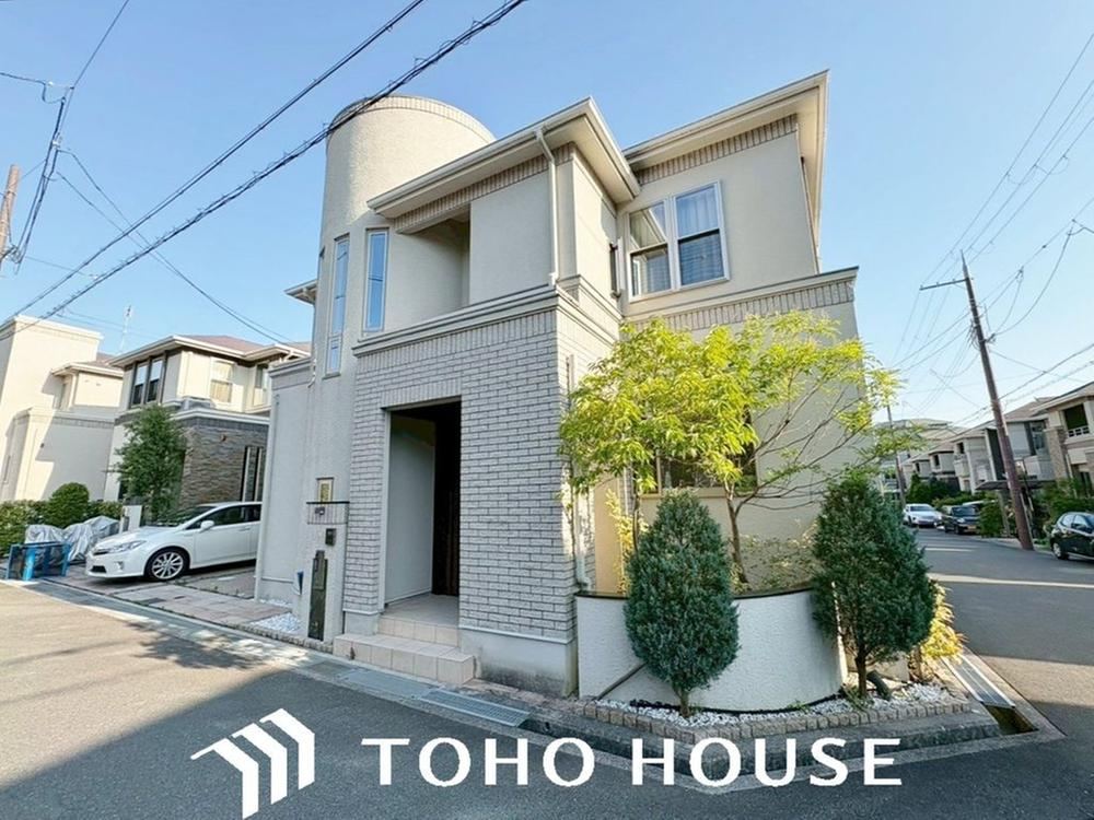 4LDK house in Toyonaka, Osaka - Photo 1