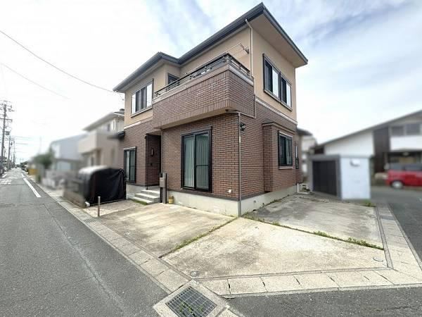 4LDK house in Toyohashi, Aichi - Photo 1