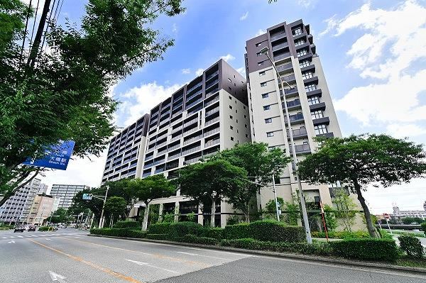 2LDK apartment in Minami Ward, Fukuoka - Photo 1