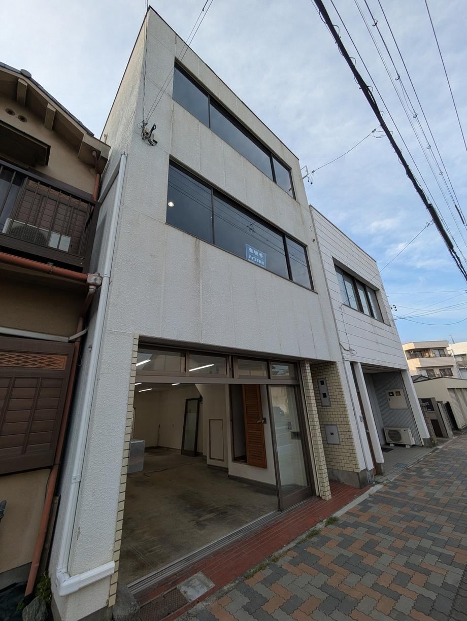 3LDK+S house in Aoi Ward, Shizuoka - Photo 1