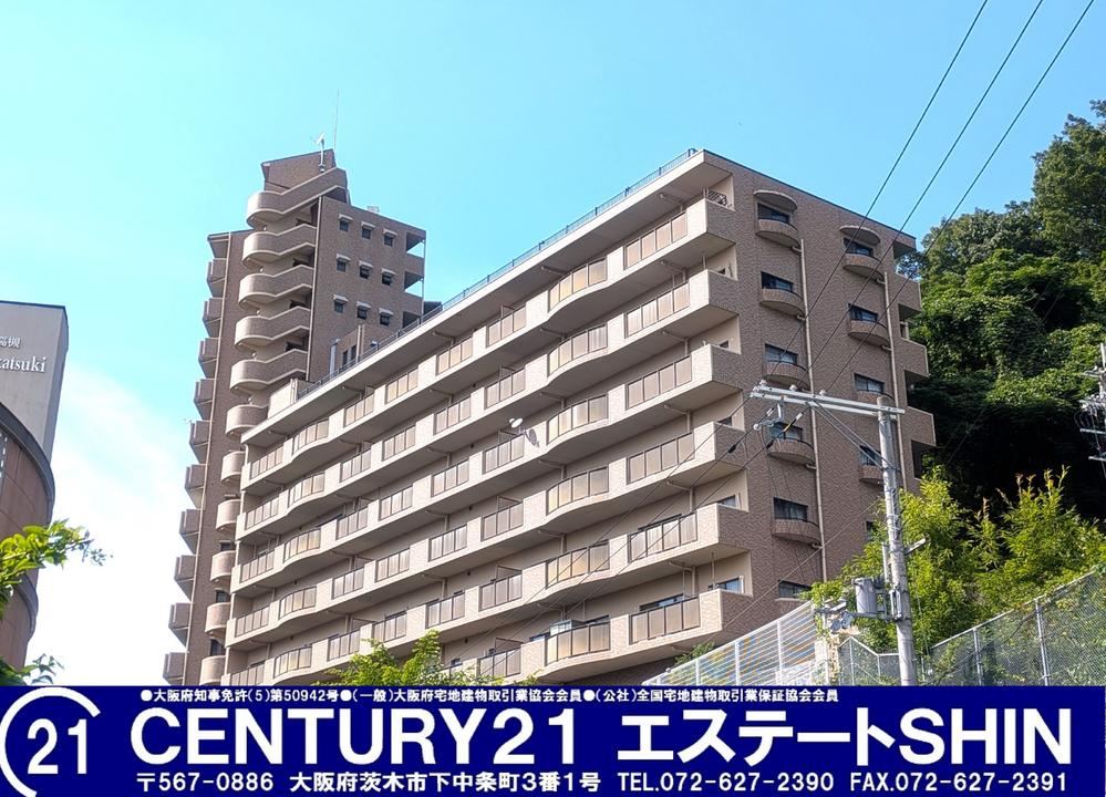 5LDDKK apartment in Takatsuki, Osaka - Photo 1