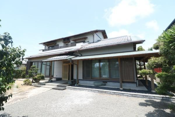 7LDK house in Iwata, Shizuoka - Photo 1