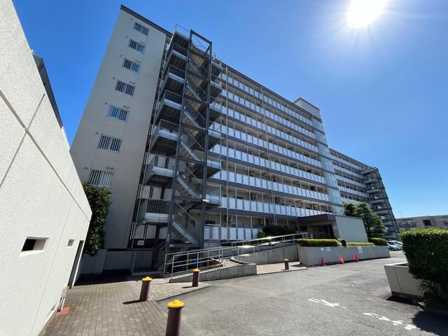 3LDK apartment in Yamato, Kanagawa - Photo 1